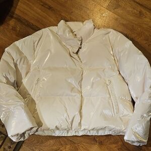 NWOT Athleta Women's Cream Puffer Jacket size 2X
